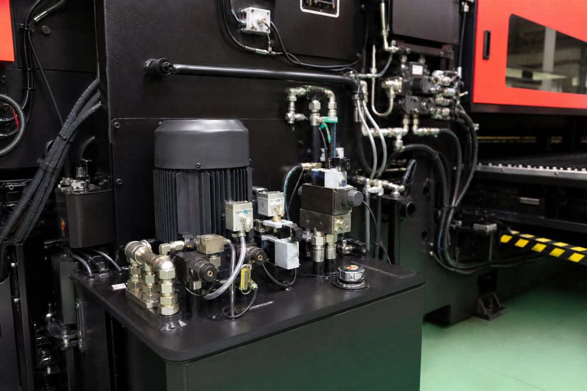 تعمیرات هیدرولیک پانچ CNC آمادا